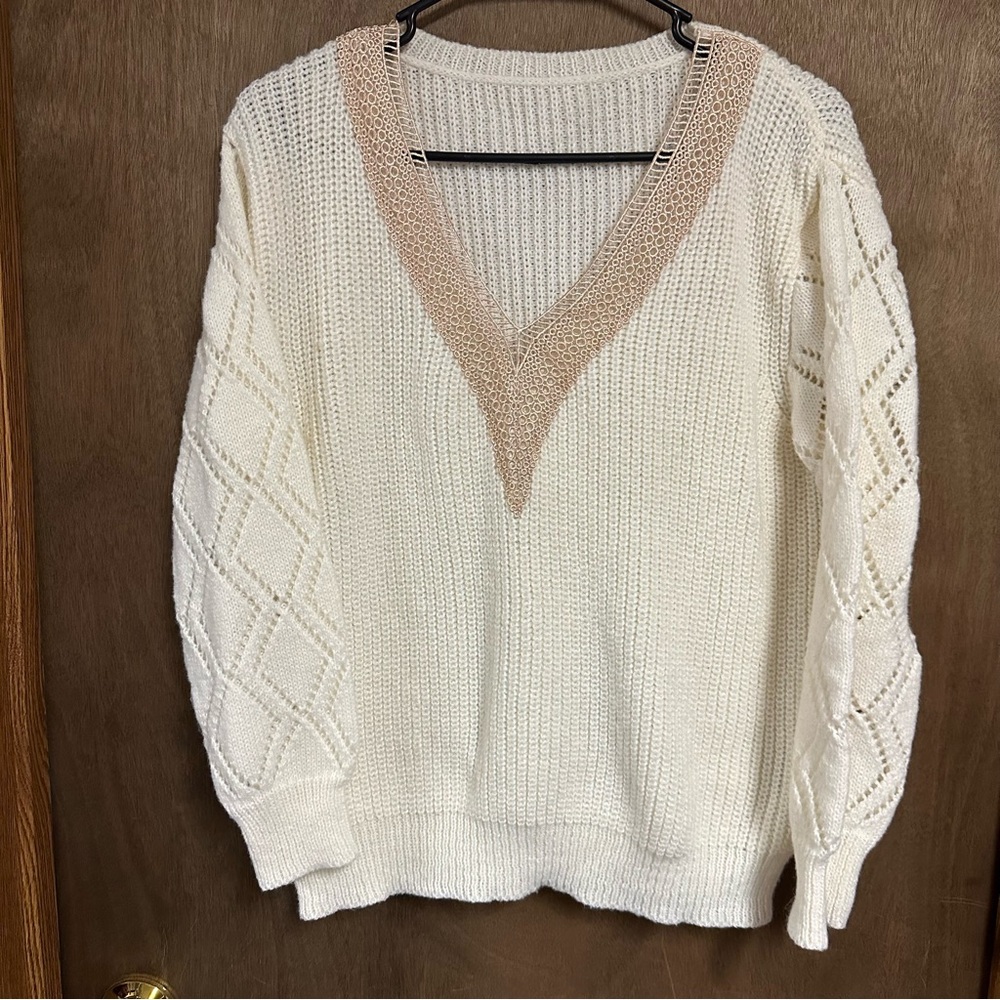 Shein‎ Vneck Sweater Medium